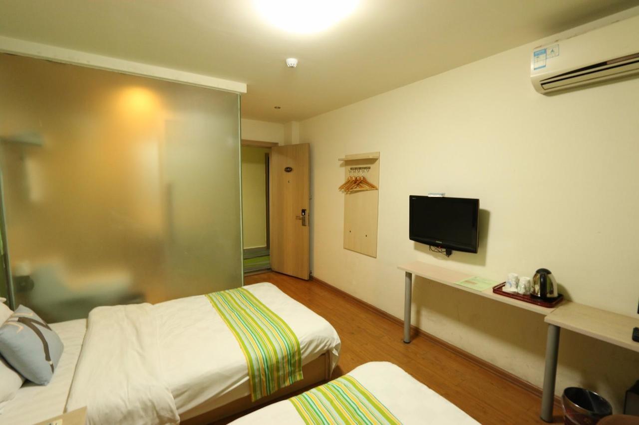 Pai Hotel Chengdu North Railway Station Buitenkant foto